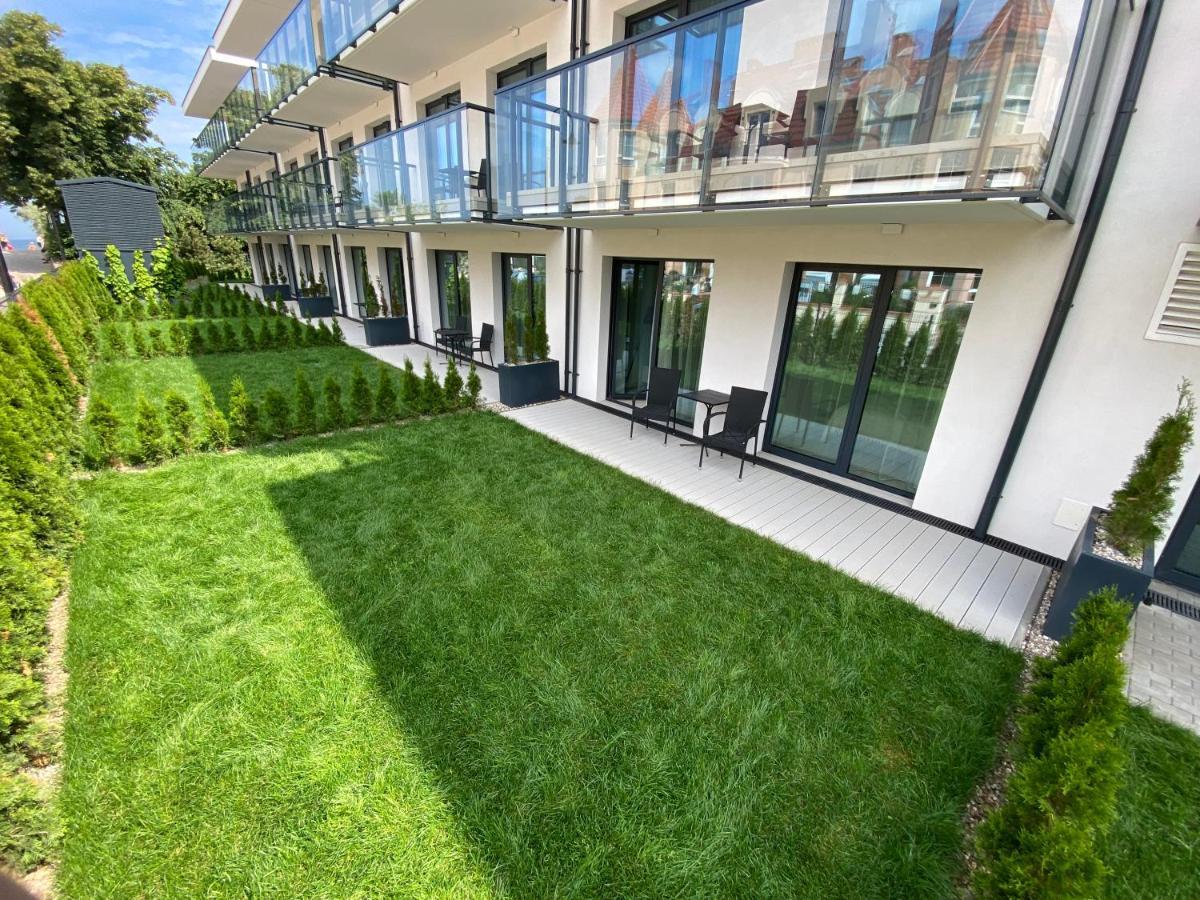 Ferienwohnung Przy Plazy - Z Prywatnym Ogrodkiem Rezydencja Niechorze Exterior foto