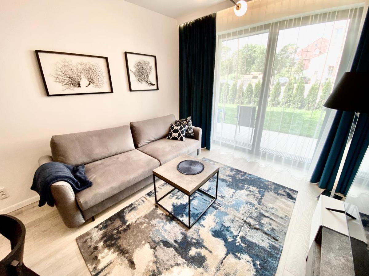 Ferienwohnung Przy Plazy - Z Prywatnym Ogrodkiem Rezydencja Niechorze Exterior foto